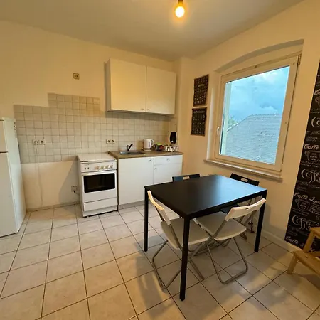 아파트 Flat For 6, Washing Machine, Smart Tv, 3 Elsteraue